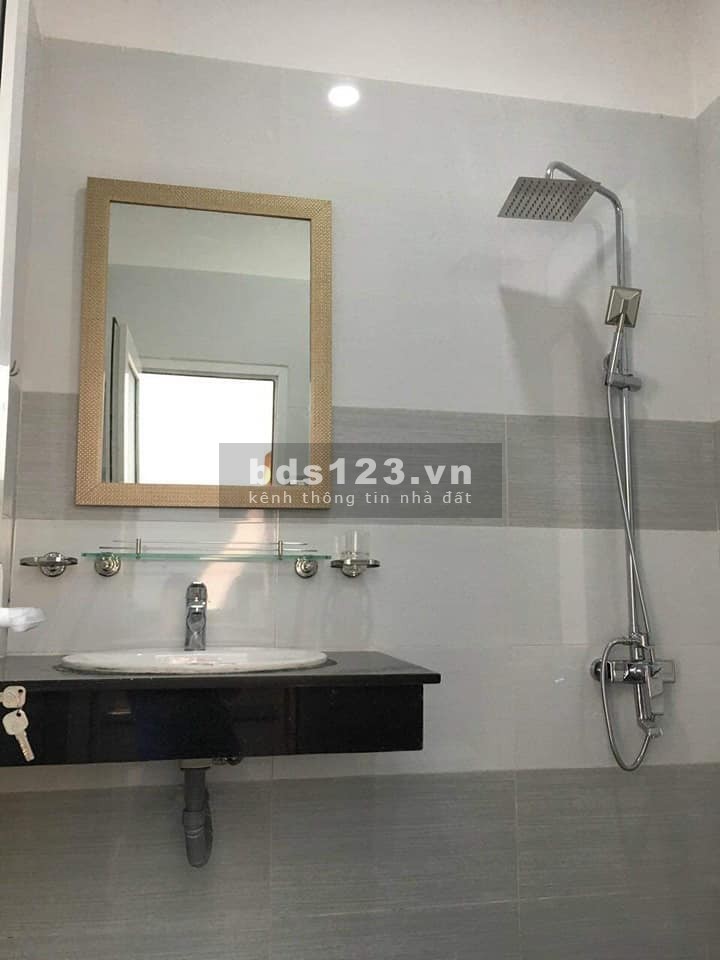 Hẻm Xe Hơi Âu Cơ Quận Tân Bình, 2 Tầng BTCT giá rẻ 3 tỷ 6…