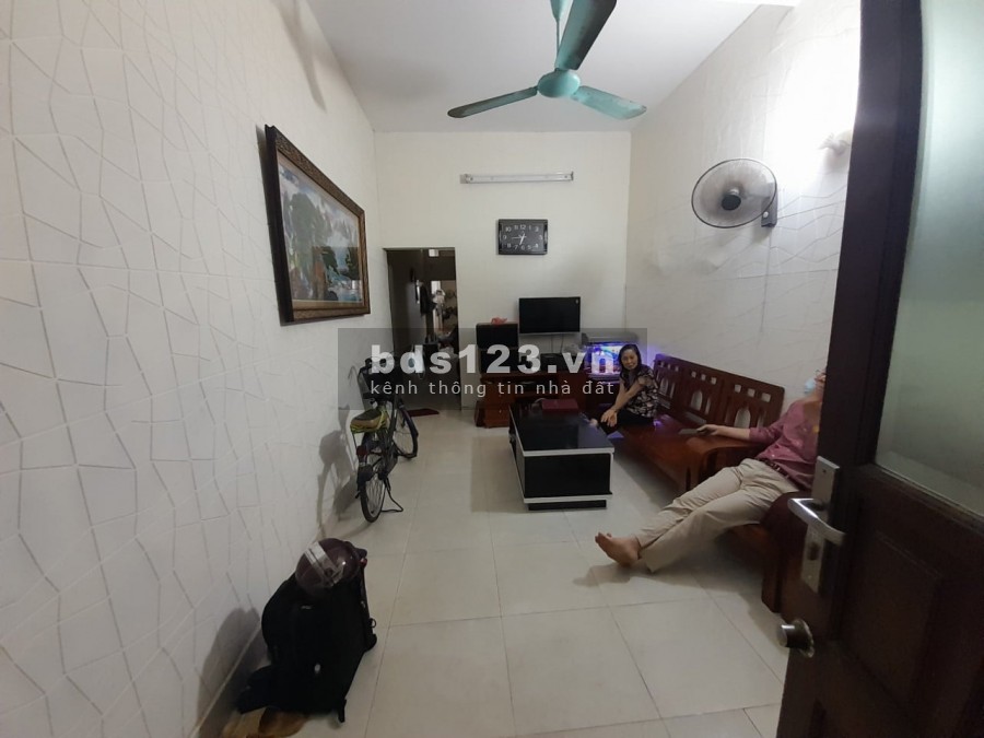Bán nhà Bà Triệu, Hà Đông, dân trí cao, diện tích 52m, giá bán 5.1 tỷ