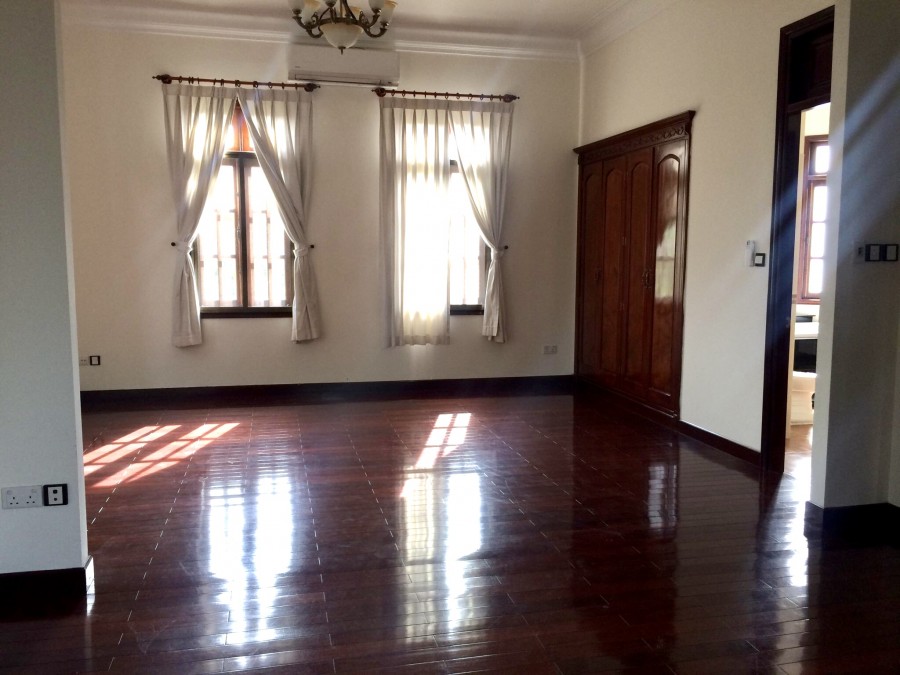 Biệt phủ Thảo Điền kiến trúc Âu Châu, thu nhập thụ động 14,000$ tháng