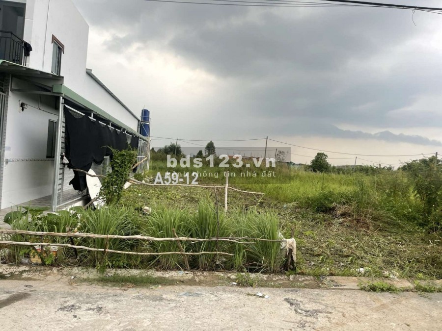 Bán gấp đất đầu tư mùa dịch 11tr/m2 đã có sổ hồng riêng, đường nhựa rộng trước khu đất