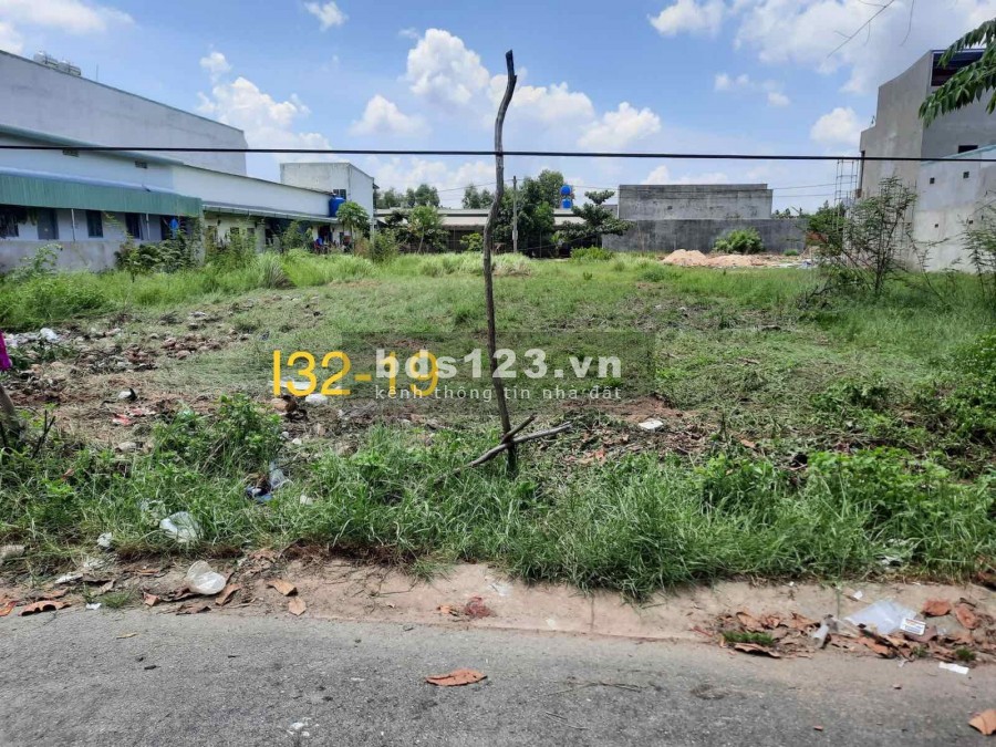 Bán gấp đất đầu tư mùa dịch 11tr/m2 đã có sổ hồng riêng, đường nhựa rộng trước khu đất