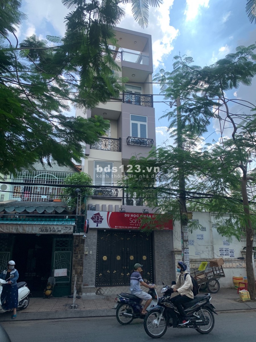 Bán nhà mặt tiền Bình Lợi phường 13 Bình Thạnh dt 4x19m, 4 tầng giá 13 tỷ