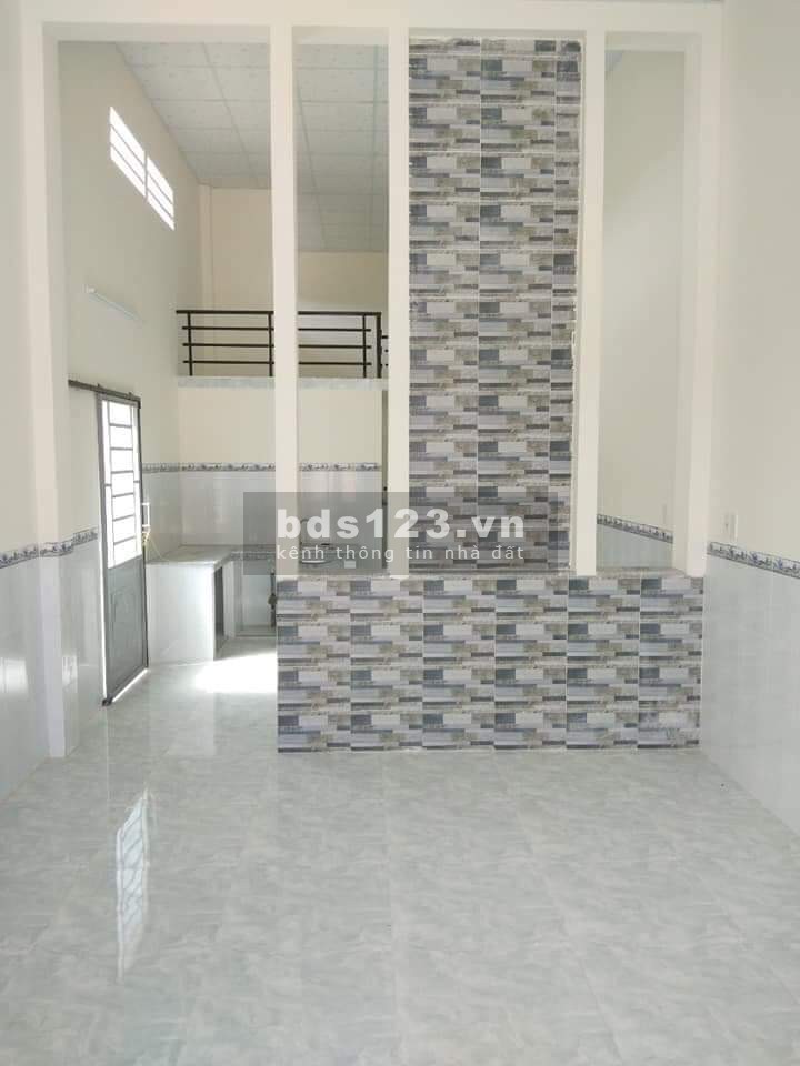 Tôi bán căn nhà của mình gồm 16 phòng trọ 2 kiot, thu nhập ổn định 20 triệu/ tháng, ở cổng kcn Mỹ Phước 3