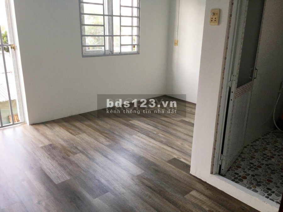 Cho thuê nhà phố hẻm xe tải Phú Thuận Quận 7, diện tích 54m2, lhcc