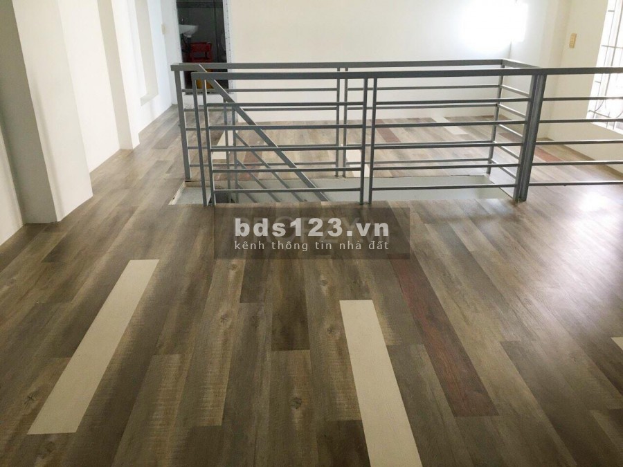 Cho thuê nhà phố hẻm xe tải Phú Thuận Quận 7, diện tích 54m2, lhcc