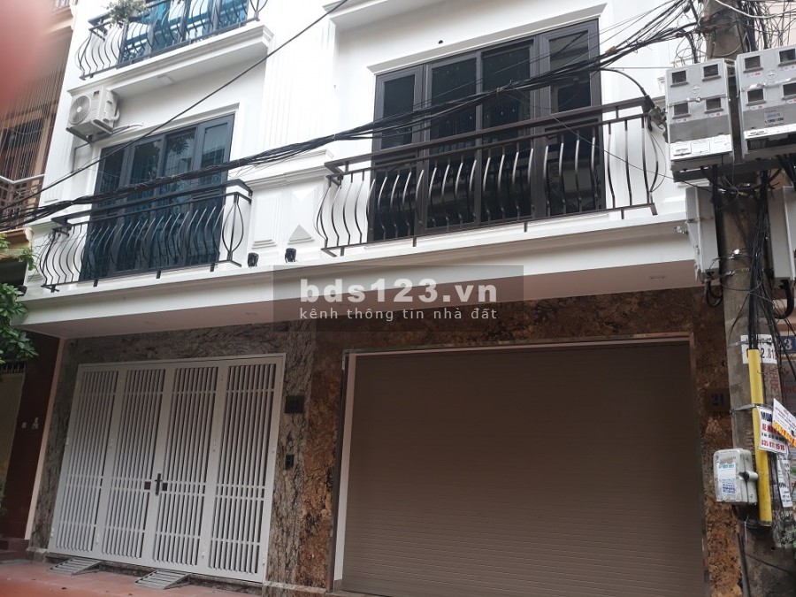 Bán nhà ngõ ô tô chánh phố Bạch Mai, mặt tiền 9 m, DT 105 m2