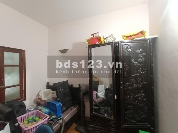 Bán nhà Vân Hồ 32m 4 tầng xây chắc chắn, giá 3.3 tỷ lh 0916010180