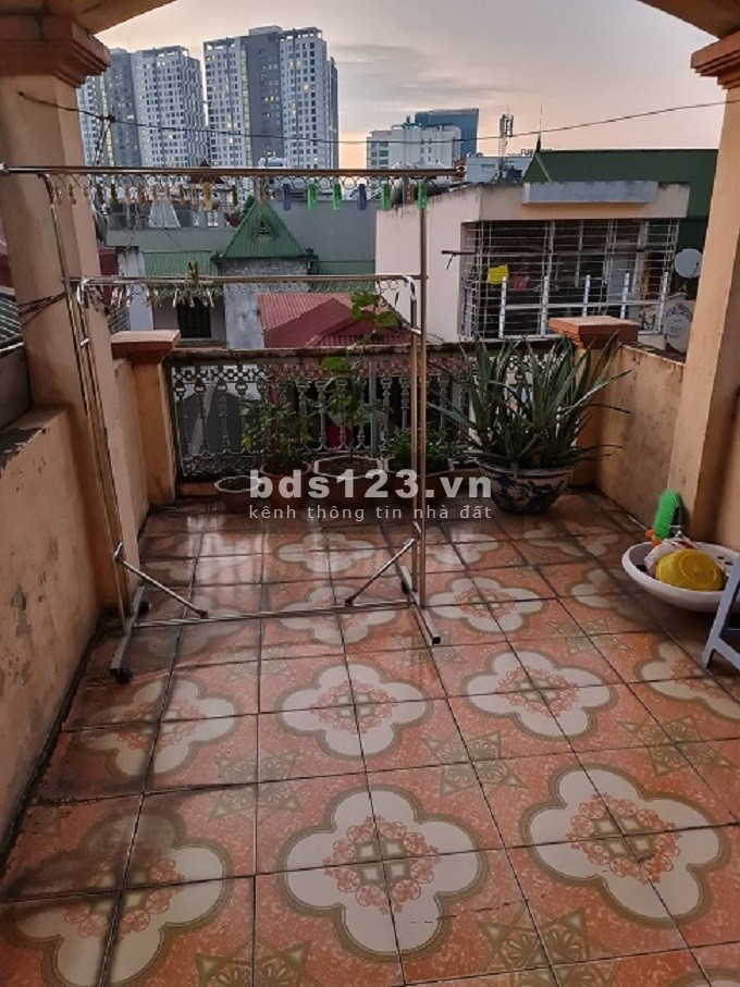 Nhà mặt phố Quan Nhân, diện tích sử dụng 24 m2, bán hơn 5.1 tỷ, chính chủ