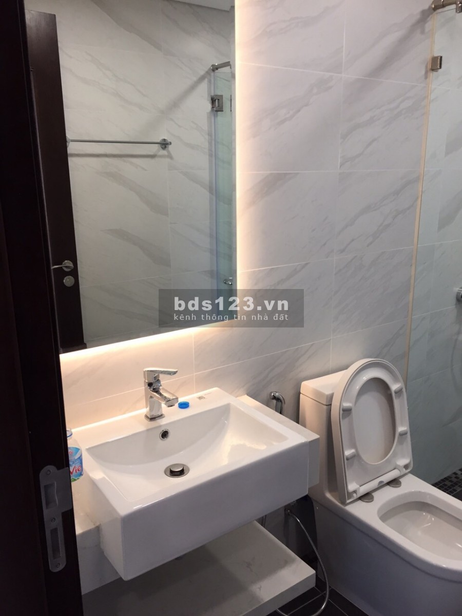 Cho thuê căn hộ 2 phòng ngủ full đồ chung cư 6th Element giá 8,5 triệu/tháng