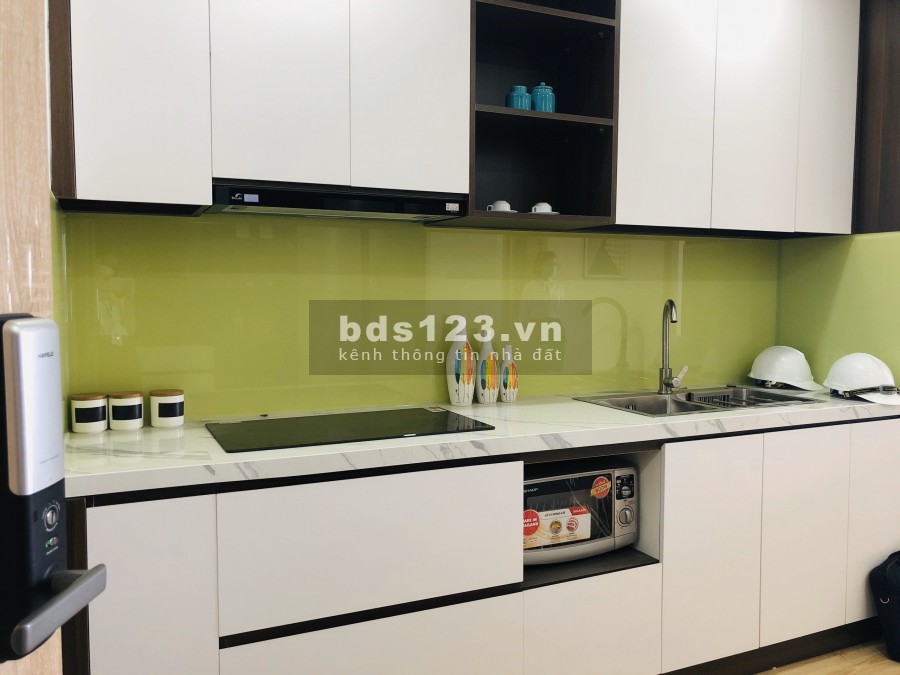 Căn hộ 2 PN cho vợ chồng trẻ, view Sông Hồng, HTLS 0% và ân hạn nợ gốc 40% trong 18 tháng, LH: 098.627.1361