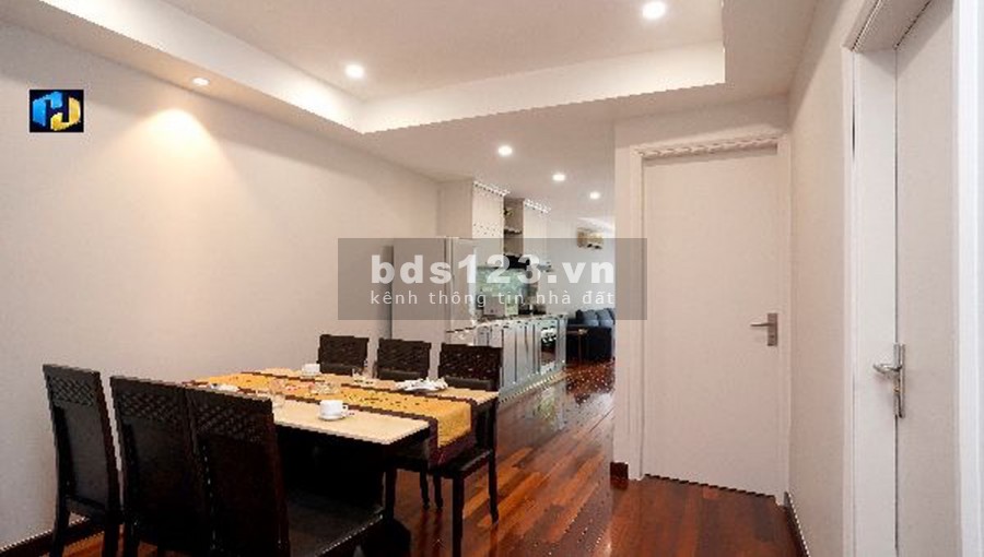 Bán nhà mặt phố Yên Phụ, 5 tầng, MT8m, phù hợp vừa ở vừa kinh doanh, đã có sổ. LH - 0973781843 Ánh.