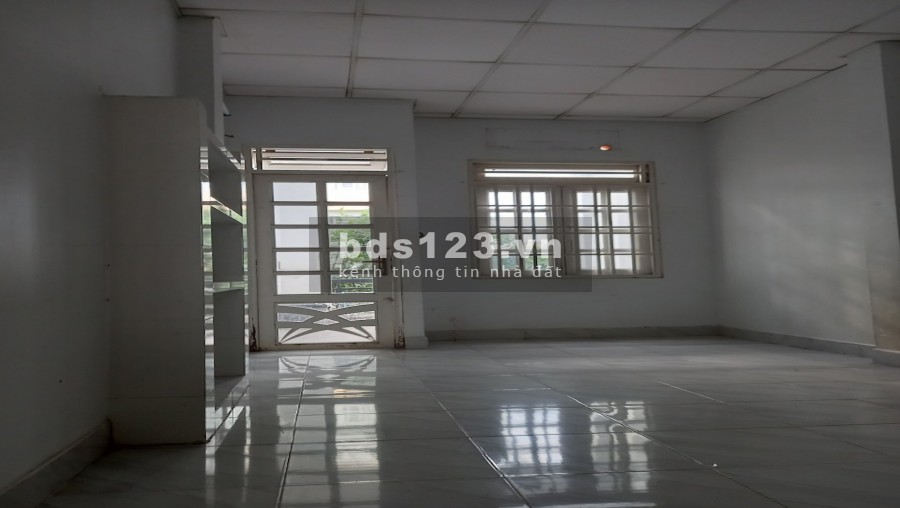 Nhà Nguyên Căn 100m2, 3PN, 2WC, Hẻm Trước Nhà 5m, Ngay Đường Ụ Ghe