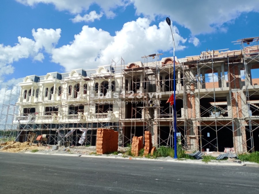 Bán nhà liền kề shophouse, dự án Thăng Long 2, hỗ trợ ngân hàng