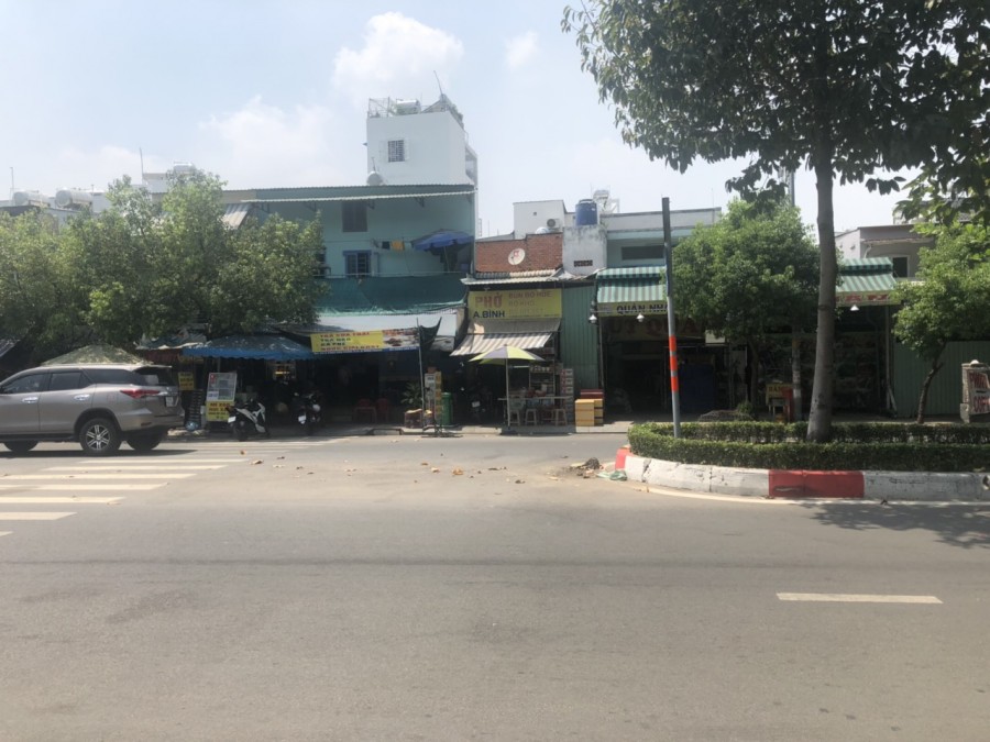 Bán nhà nát mặt tiền đường 25m xx Phan Chu Trinh, Phường 12 7.7 ty