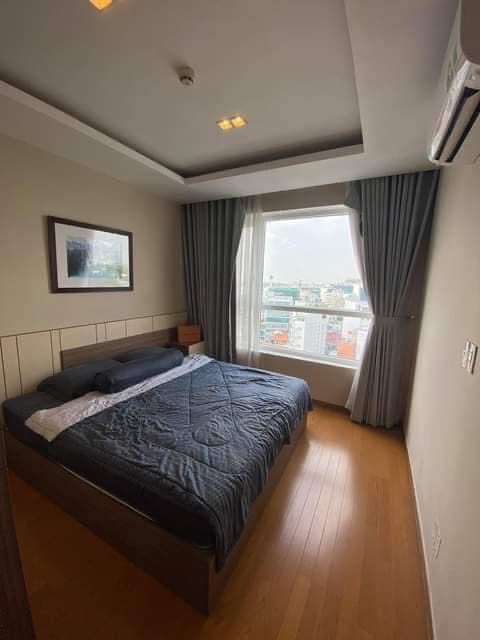 Cần bán Căn hộ Sky center, Phổ Quang, Tân Bình ( 74m2) , 2pn 2wc, nội thất đầy đủ, mới đẹp