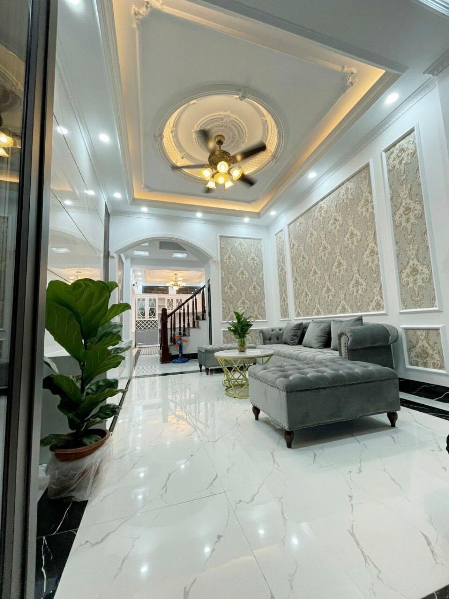 Bán Nhà Lô Góc Vương Thừa Vũ, Thanh Xuân DT 42m2, 5 tầng, MT 5m, Giá 4.5 Tỷ.