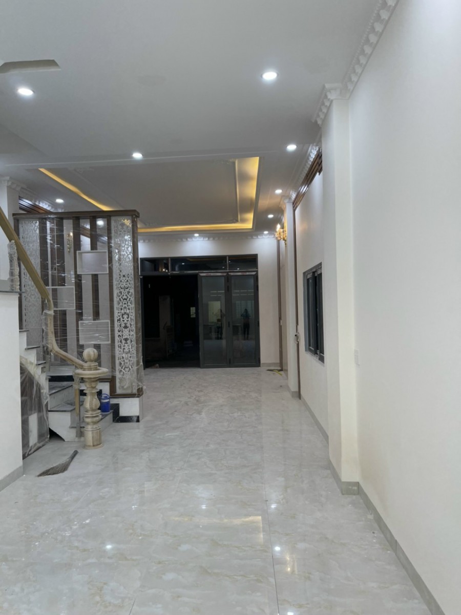 Nhà KDC Tân Phong 1T1L 68m2 SHR Thổ cư đường ô tô