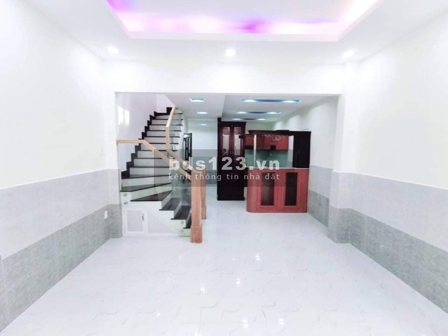 Bán nhà mặt tiền Thích Quảng Đức Phú Nhuận 44m2 2tầng giá chỉ 4tỷ250 có TL