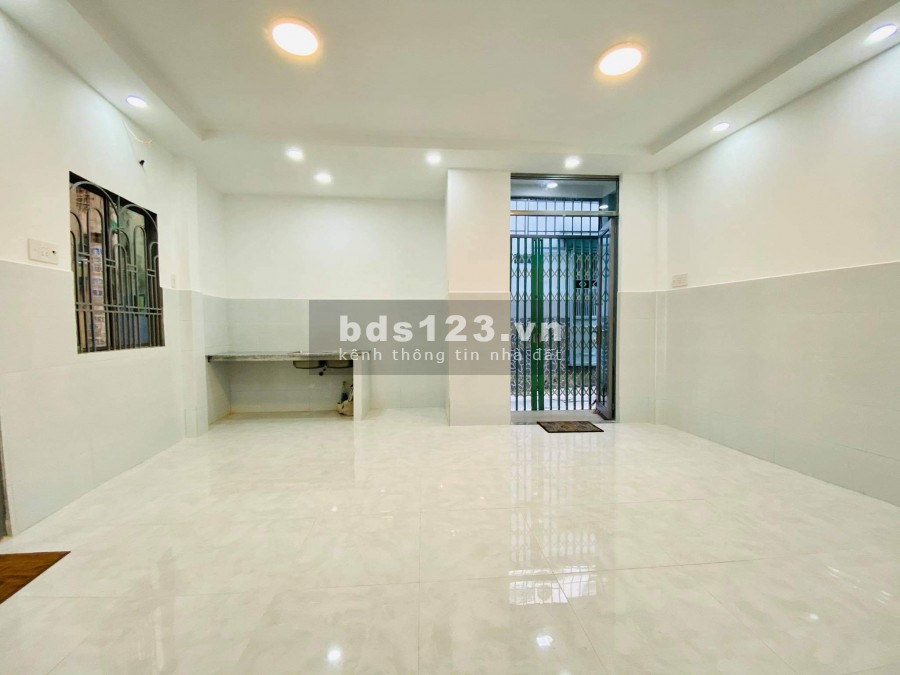 Bán nhà Phùng Văn Cung Phú Nhuận 46m2 1trệt 1lầu giá chỉ 4tỷ300 có TL
