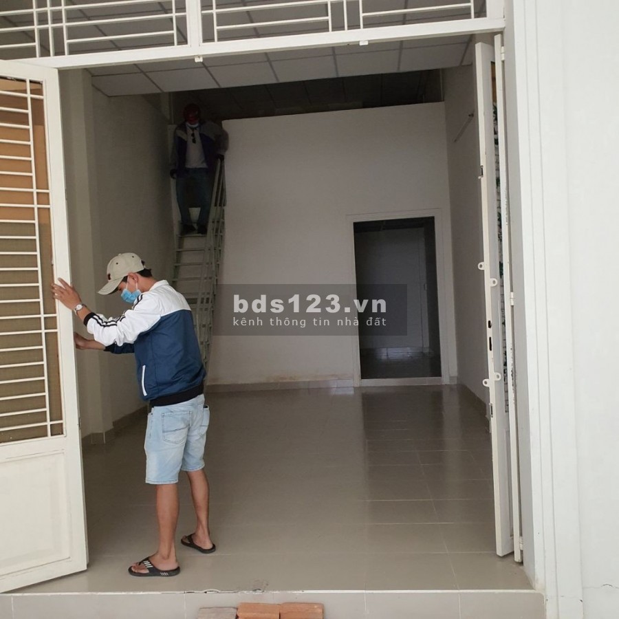 Nhà hẻm xe tải Đỗ Thị Tâm, 4x17m, giá cho thuê 8 triệu/tháng
