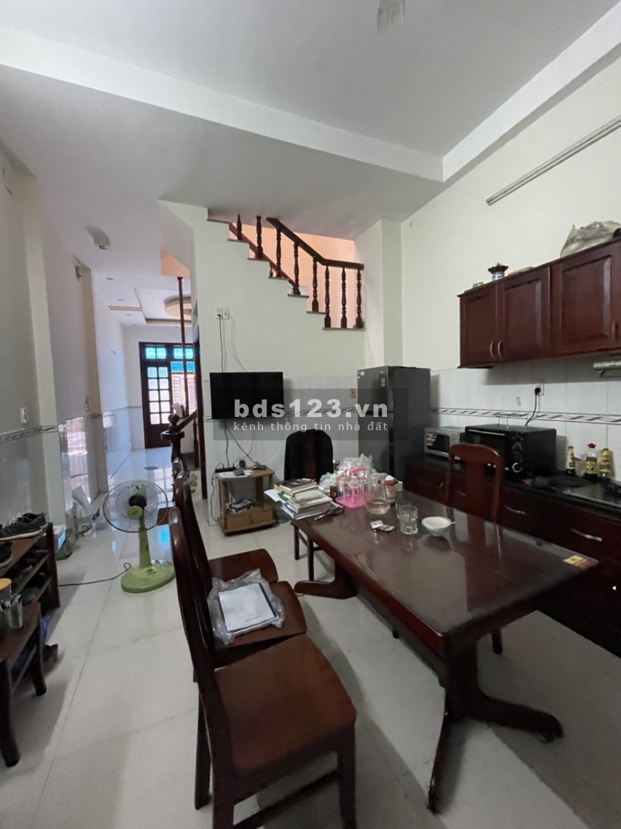Nhà Vườn Lài, 2 lầu, ST, 4PN, full nội thất mới leng keng