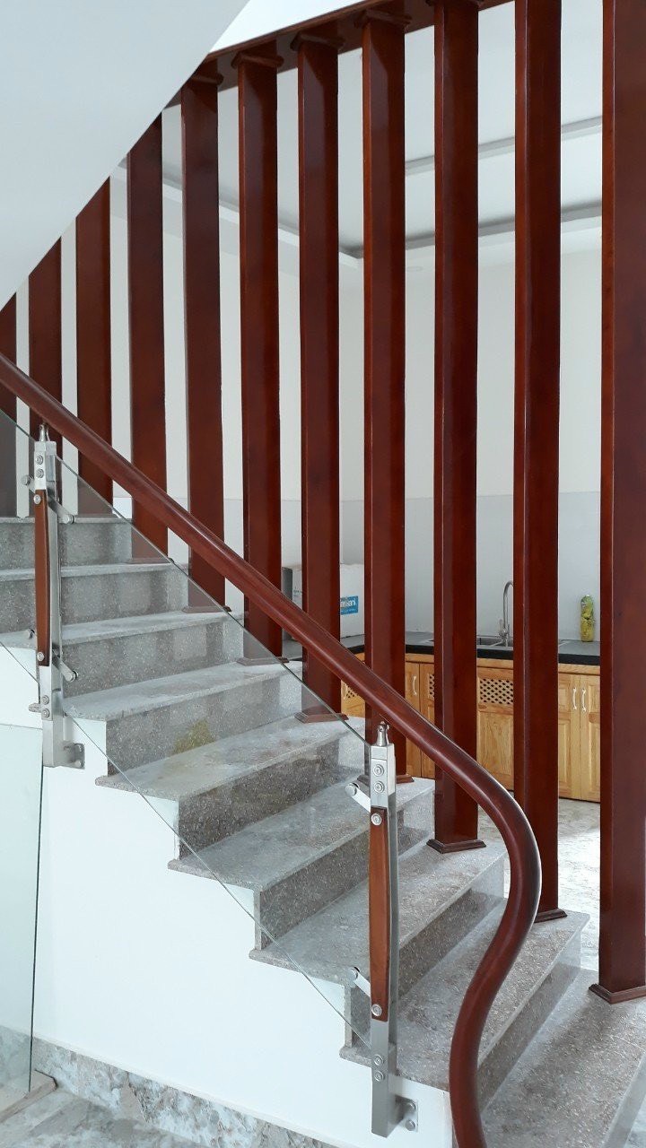 Nhà Xuân An Phường 3, siêu xinh đẹp, 2 tầng, ô tô vào tận sân