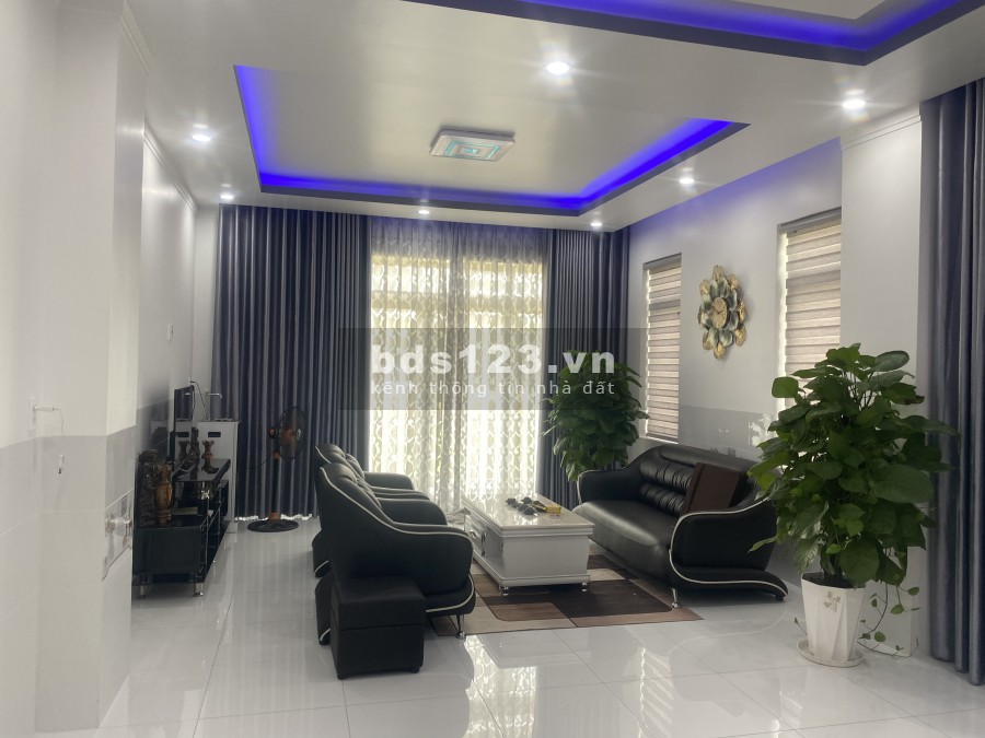 Bán biệt thự phường Tân Phong Biên Hoà 12 x20 góc 2mặt tiền giá 5,9tỷ