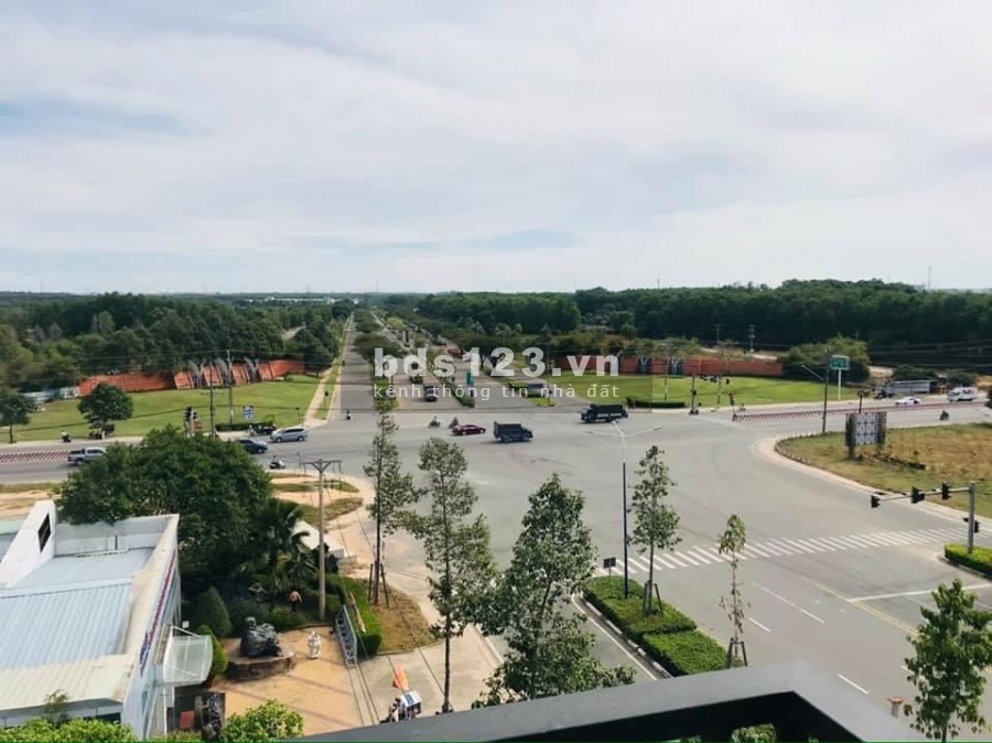 Tình Hình Gia Đình Khó Khăn, tôi cần bán gấp lô đất 300m2(10x30),100% thổ cư, SHR, Giá 1TỶ4