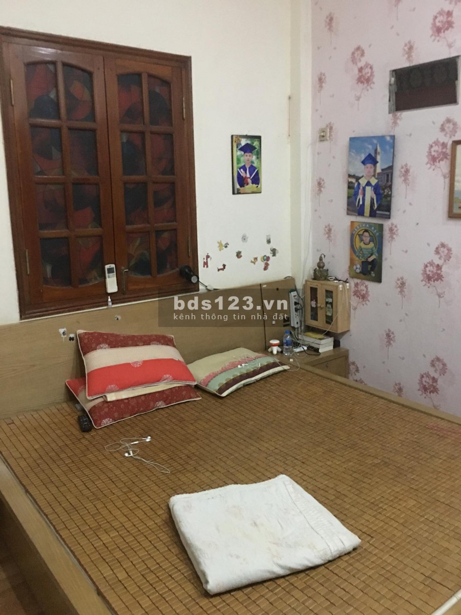 Bán nhà Yên Xá diện tích 40m2, mặt tiền 5m, giá chỉ 3.2 tỷ, oto vèo vèo