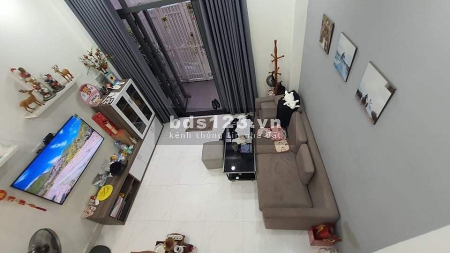 Nhà Đẹp Hẻm Sang, 4 Tầng Đúc Sát Chợ Vải Tân Bình, DT: 3.5x13m, giá chỉ 5.9 Tỷ