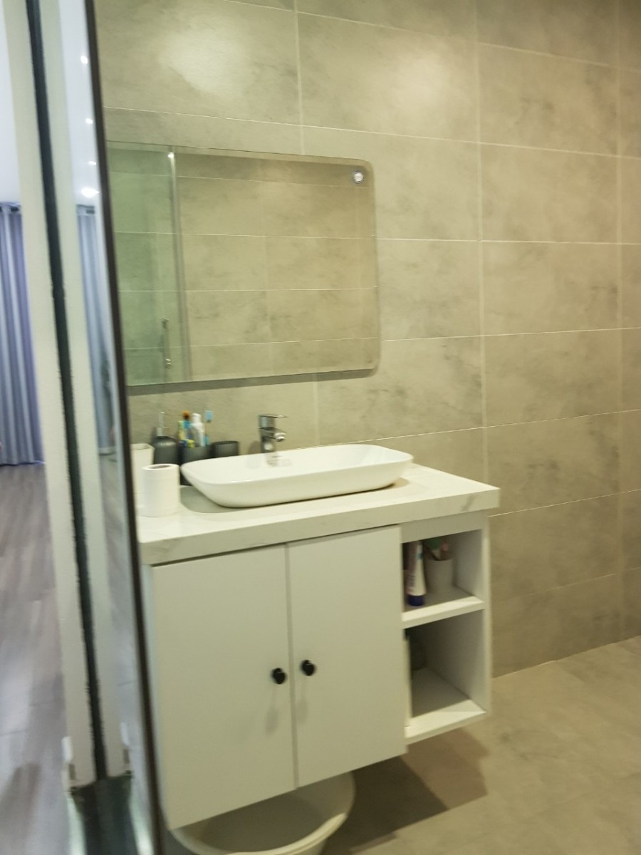 Kinh doanh đỉnh, mặt phố Ngọc Thuỵ, dt 60m2, giá 5.5 tỷ, tương lai rạng ngời