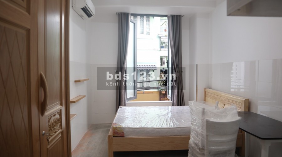 Căn hộ dịch vụ giá rẻ full nội thất ban công Tôn Thất Thuyết quận 4 giá chỉ từ 4 triệu