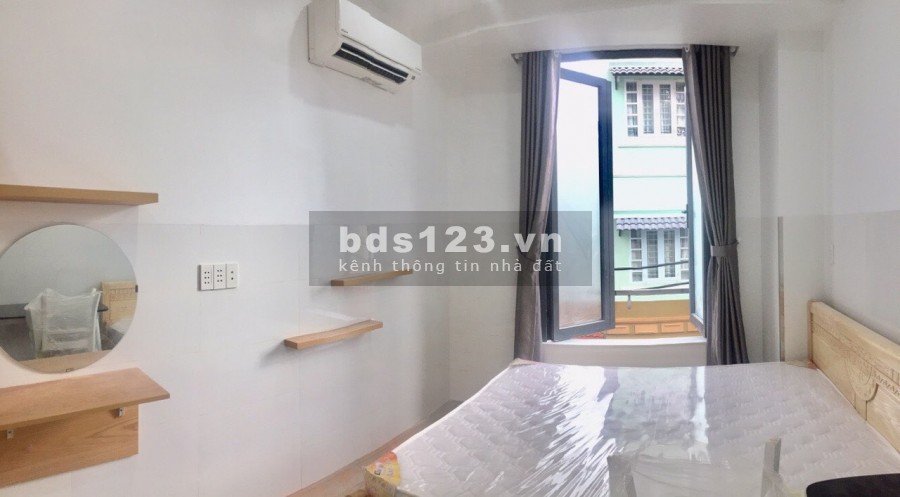 Căn hộ dịch vụ giá rẻ full nội thất ban công Tôn Thất Thuyết quận 4 giá chỉ từ 4 triệu