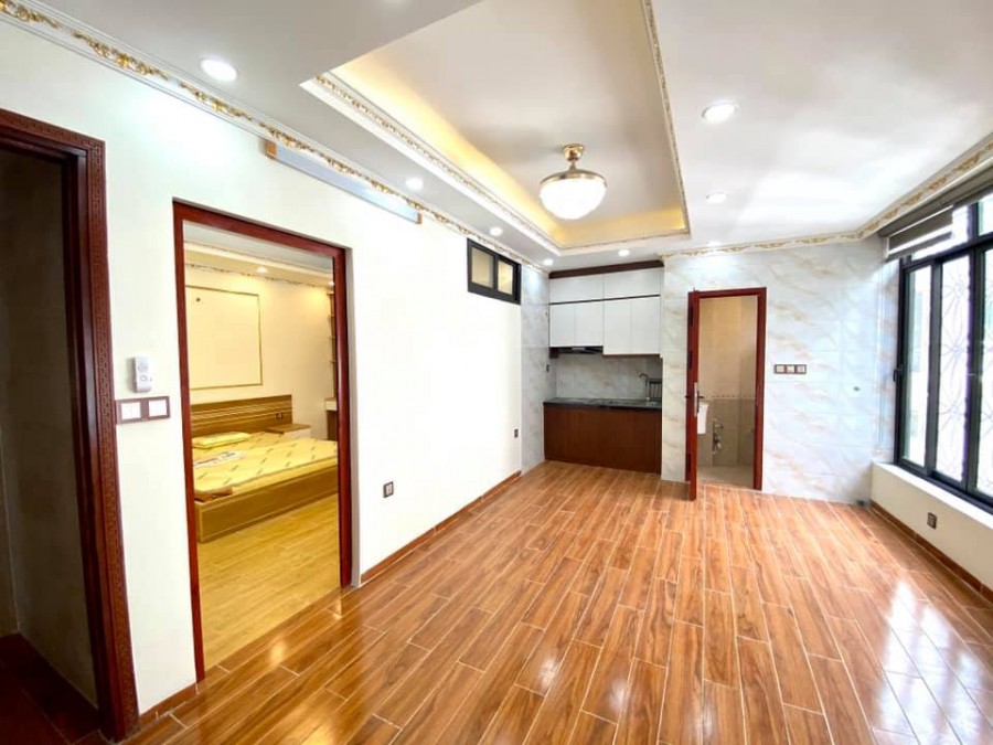 Kinh doanh đỉnh, mặt phố Ngọc Thuỵ, dt 60m2, giá 5.5 tỷ, tương lai rạng ngời