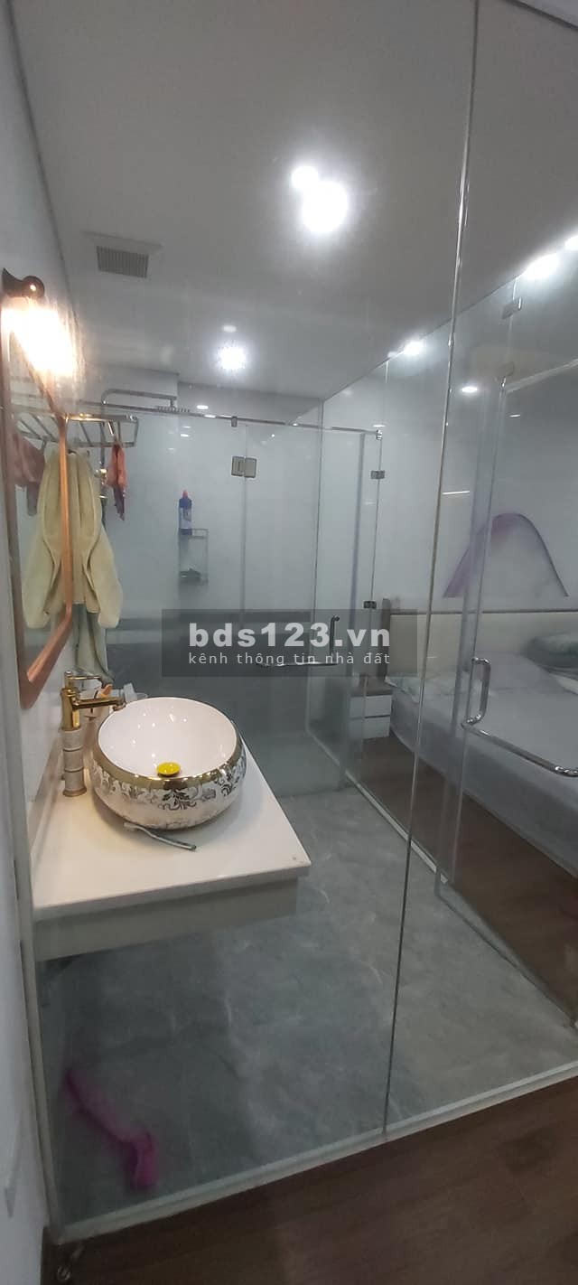 Bán gấp nhà trong khu đô thị mới Văn Phú, Hà Đông diện tích 100m2, mặt tiền 5m giá chỉ 12.7 tỷ