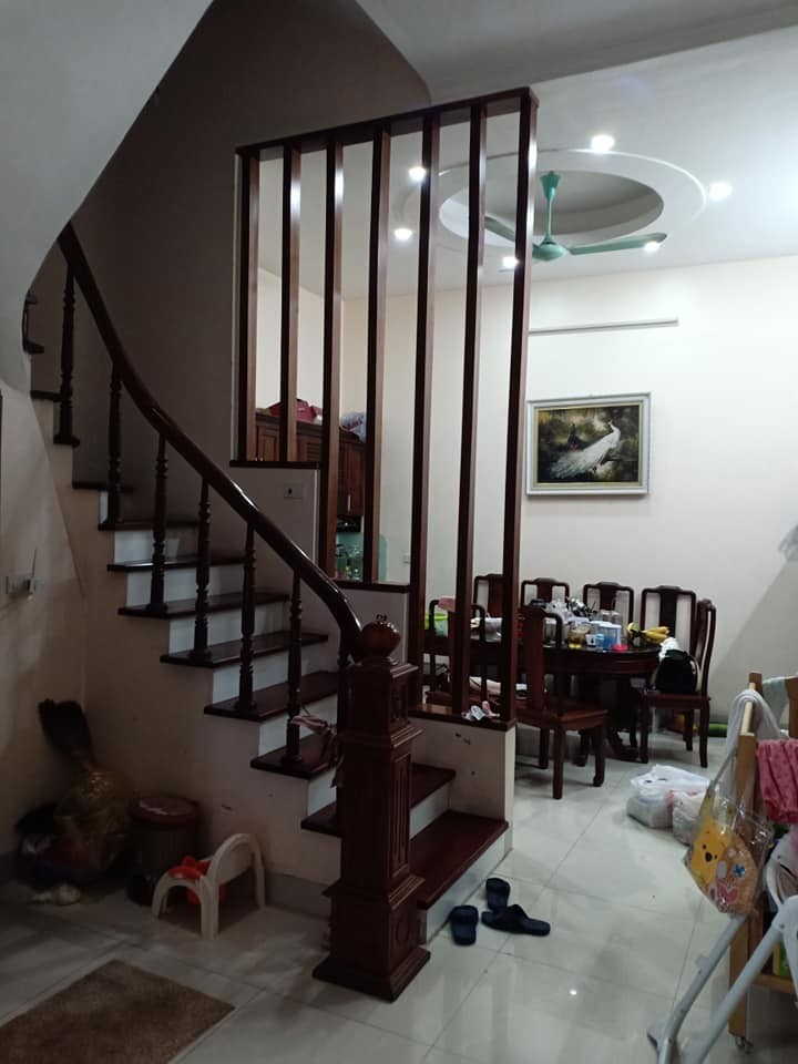 Bán nhà Phạm Tuấn Tài phân lô đường ô tô tránh, ở và KD đều tốt.