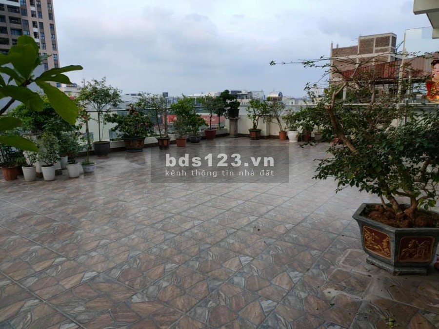 Tòa nhà văn phòng, mặt tiền 12.8m, 256m, Cổ Linh, Thạch Bàn, 25.5 tỷ