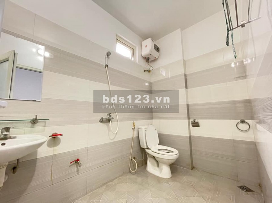 Gấp: Bán nhà Hồ Tùng Mậu - Ở ngay - Tặng nội thất 100% - 39m2 x 5T MT 5m - Giá chỉ 3,5 tỷ (TL)
