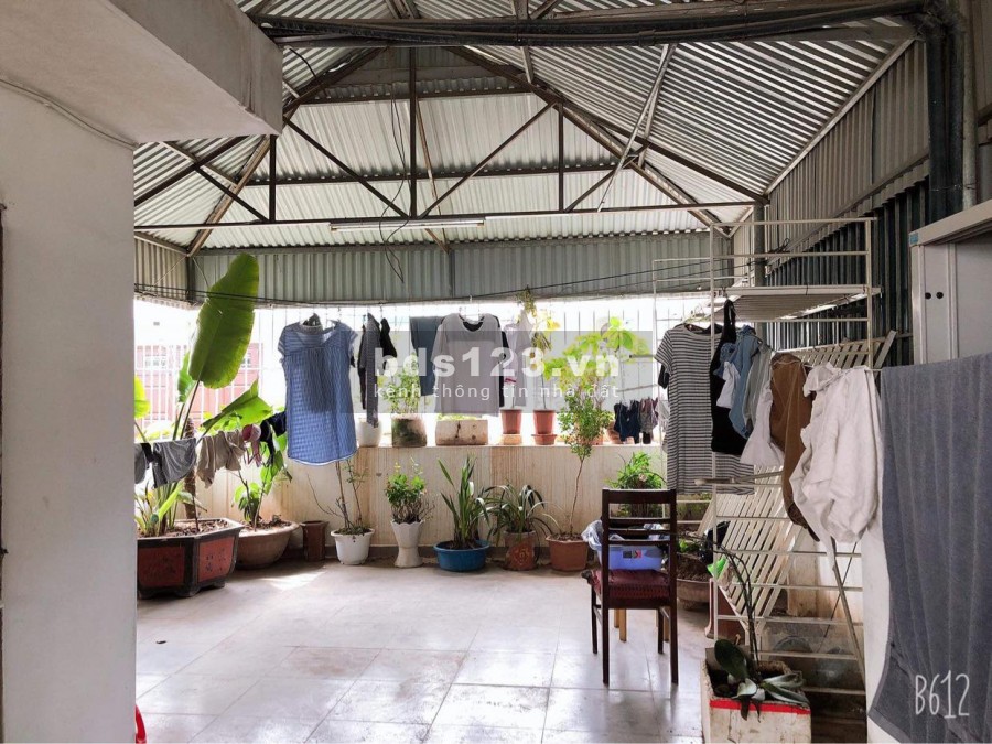 Bán nhà đẹp ngõ 213 Trung Kính, full nội thất, ô tô vào nhà dt 55.8m2 6 tầng mt 5.5m, giá 13,5 tỷ