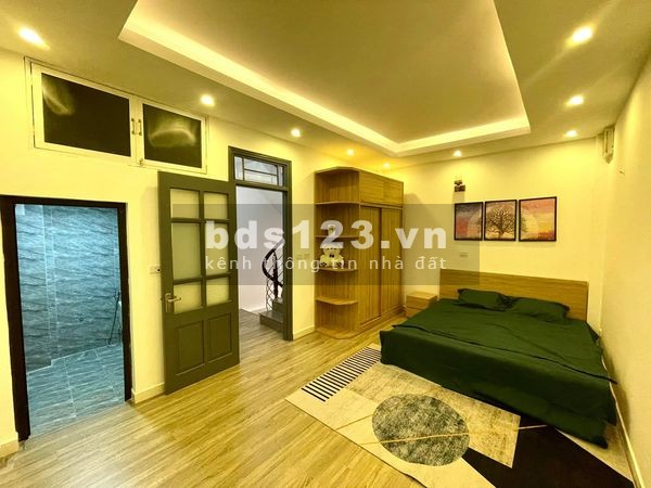 Nhà cực phẩm Nguyễn Trãi, Thanh Xuân, 5 tầng, mt 5,5m, nhỉnh 3 tỷ, nội thất mới kính cong.