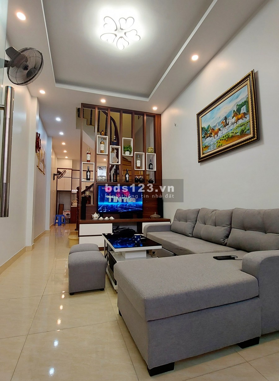 Lô Góc 3 Mặt Ngõ trung tâm Cầu Giấy ngõ thông gần ô Tô, lh 0944220895