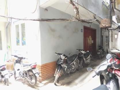 Bán nhà lô góc mặt tiền lớn Văn Hương 33m2, 4 tầng, mt 3m, Quận Đống Đa