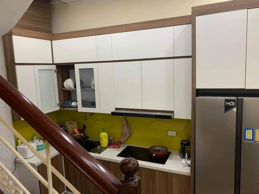 Nhà đẹp nguyên căn đường Láng đúc 5 tầng kinh doanh nhỏ giá 3.75 tỷ
