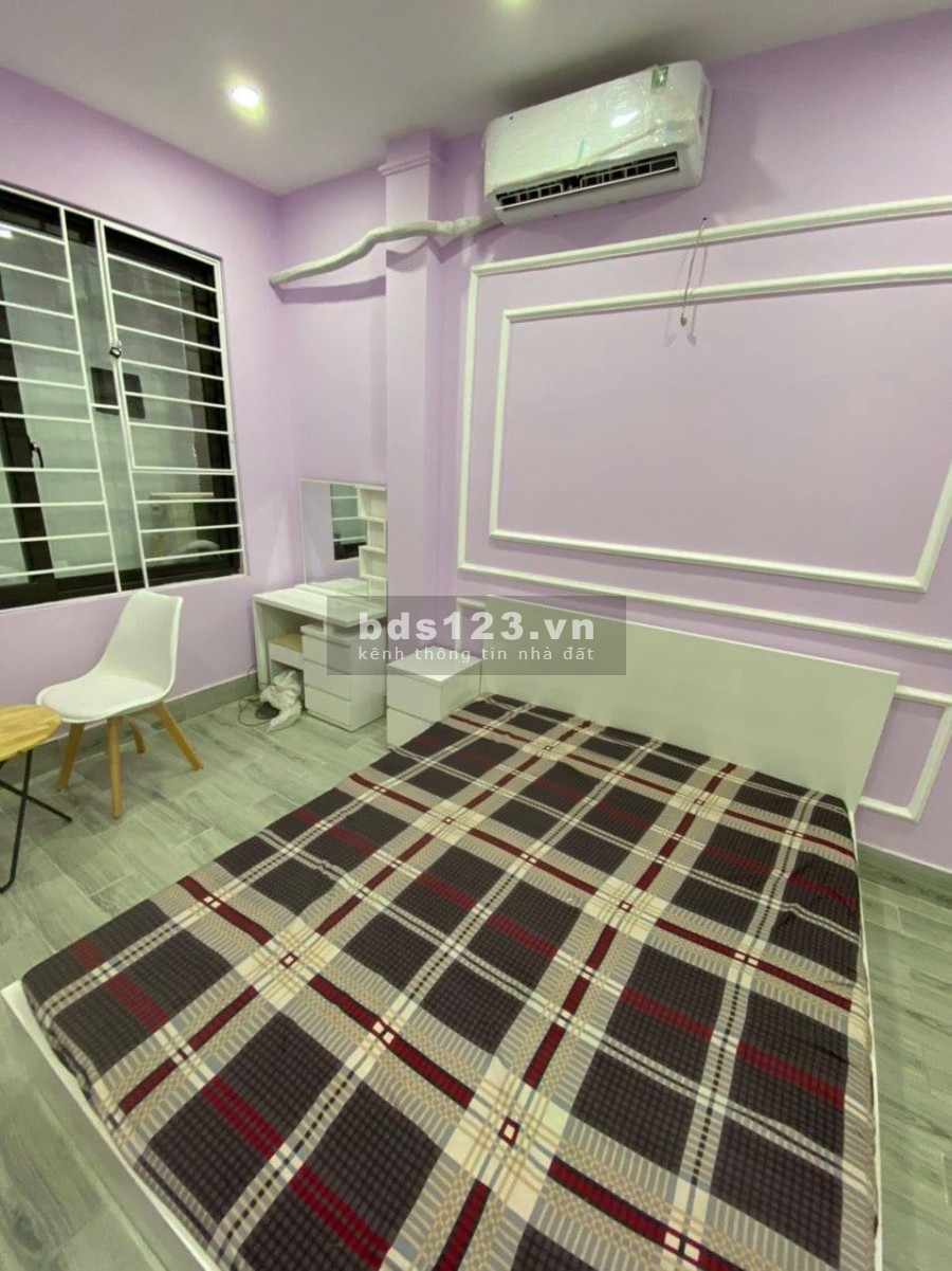 Bán nhà Dương Quảng Hàm, 35m2, 6 tầng, MT: 3,5m, giá: 5,8 tỷ, ô tô, kinh doanh