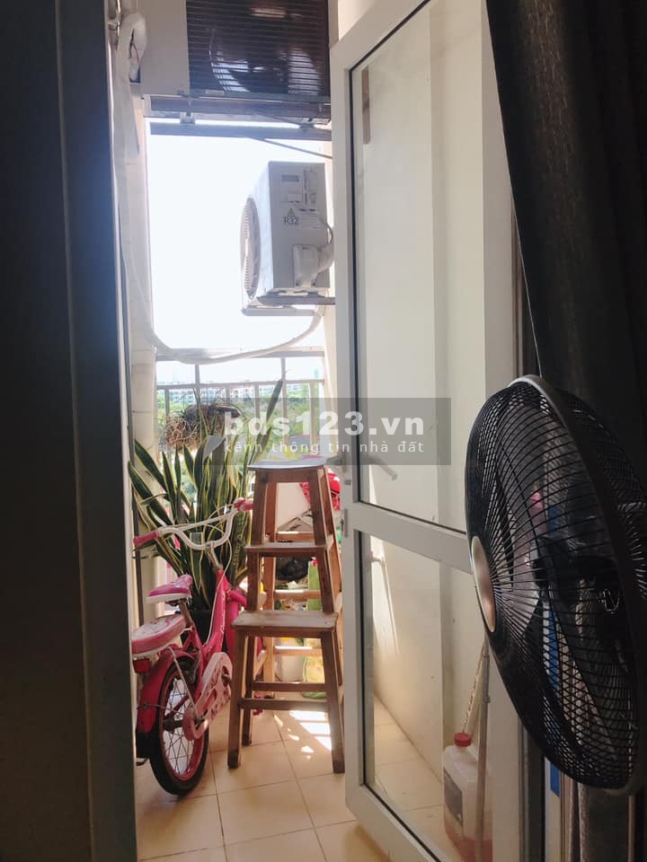 Chủ nhà cần bán ngay căn chung cư 2 pn, có sẵn sổ tịa CT4 PCC1 Complex Hà Đông lh trực tiếp 0346468817
