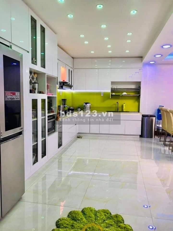 Bán nhà Lê Đức Thọ Gò Vấp DT Khủng 122M2 Giá SỐC Chỉ 11.8 Tỷ TL