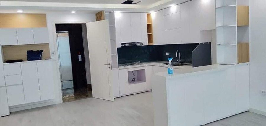 Vở nợ bán nhà Đào Tấn, dt 78m2, 6 tầng, kh 50 triệu, giá nhỉnh 11 tỷ