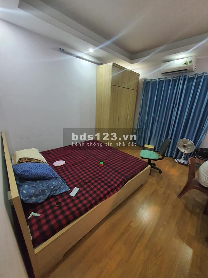 Bán gấp nhà Xuân Phương, Quận Nam Từ Liêm, dt 48m2, giá 2.95 tỷ, đường ba gác tránh