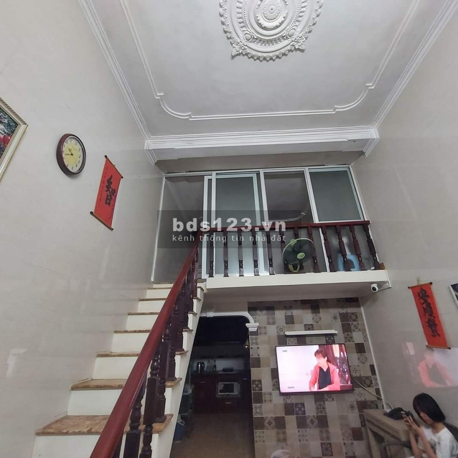 BA GÁC ĐỖ CỬA - GẦN Ô TÔ - SÁT TIME CITY - NHÀ ĐẸP Ở NGAY - CHỦ THIỆN TRÍ.