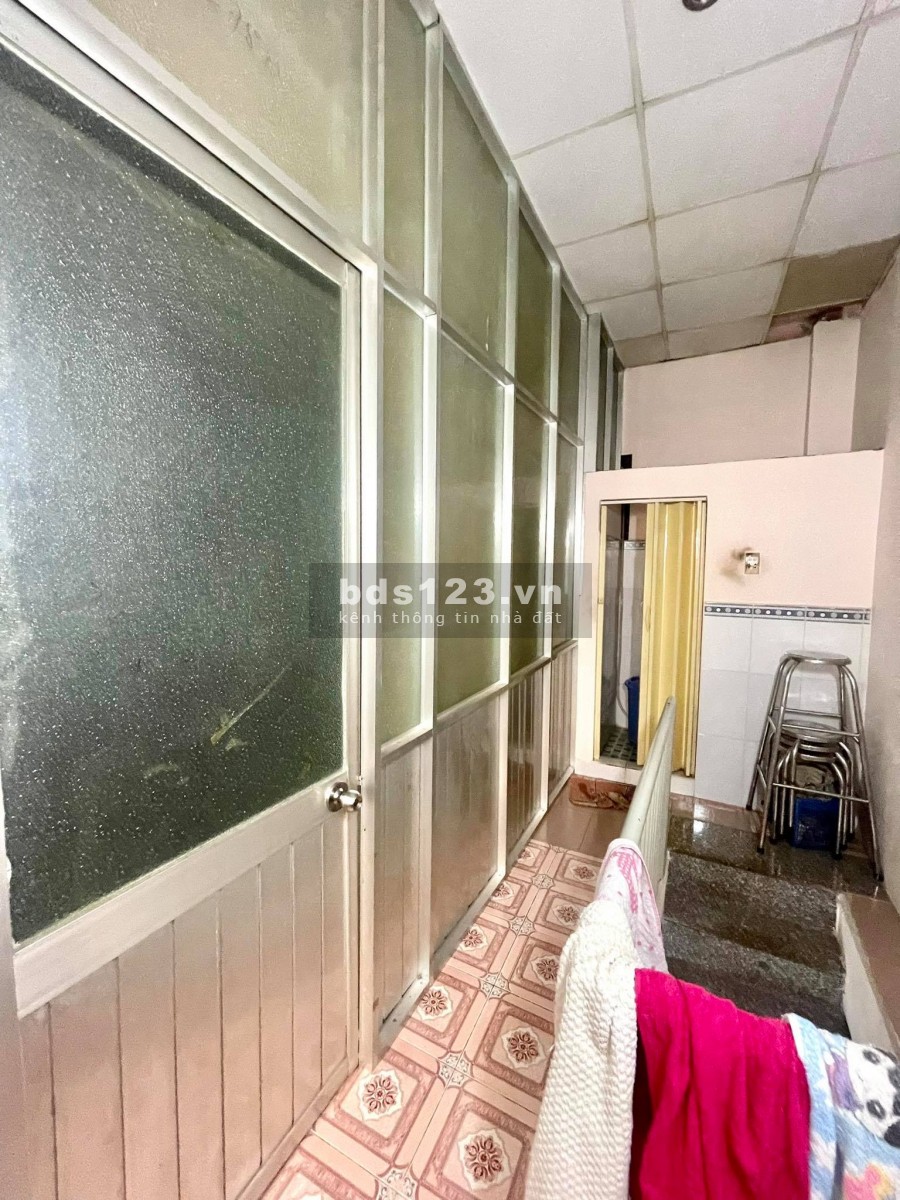 Đông Hồ phường 4, Quận 8 sát bên chợ Phạm Thế Hiển, lh 0362592754